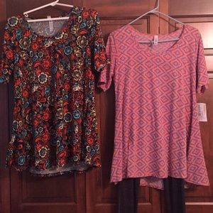 2 LuLaRoe 💥 Perfect T-💥size Small